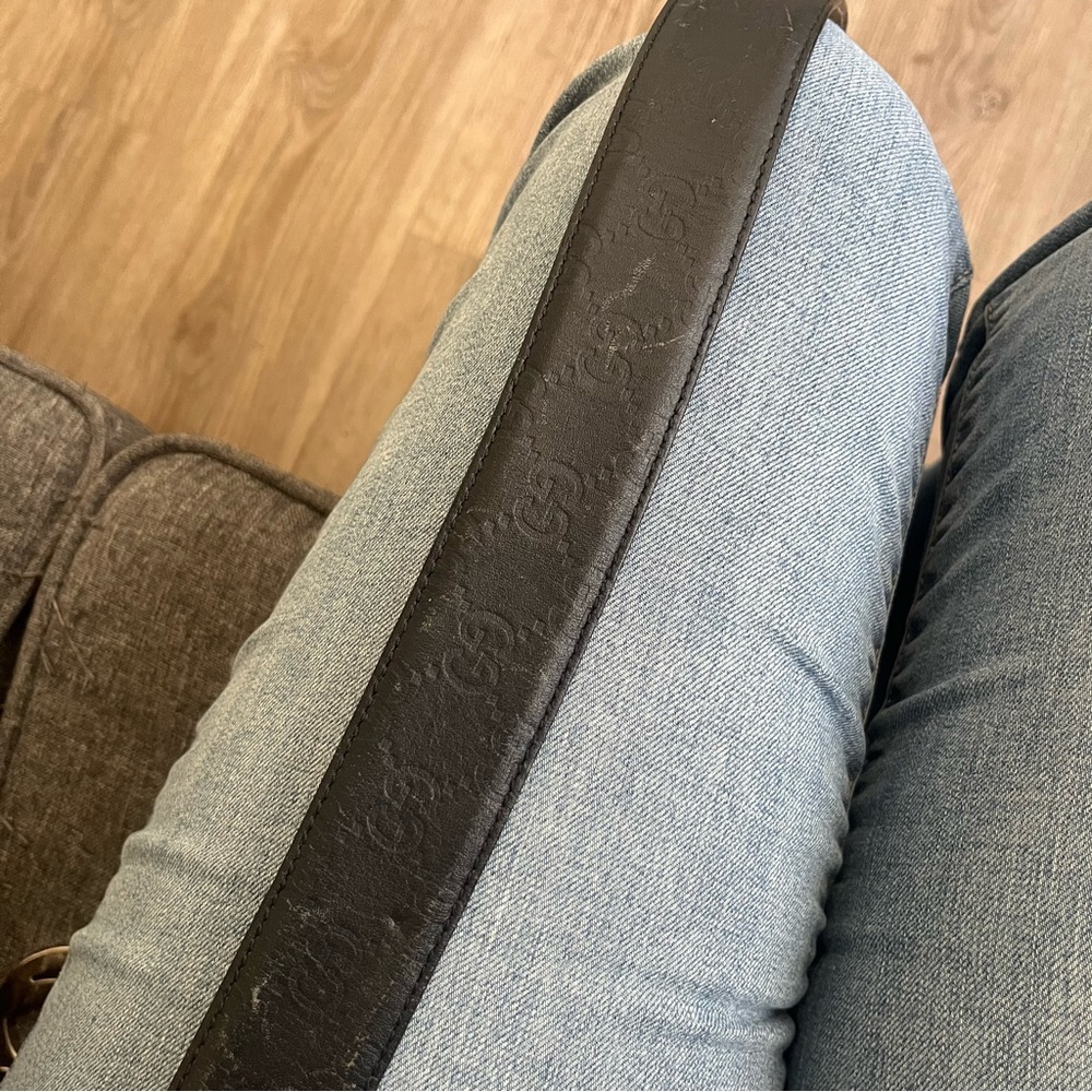 Gucci Black Leather Belt 90 with Iconic GG Emblem - Picture 6 of 8